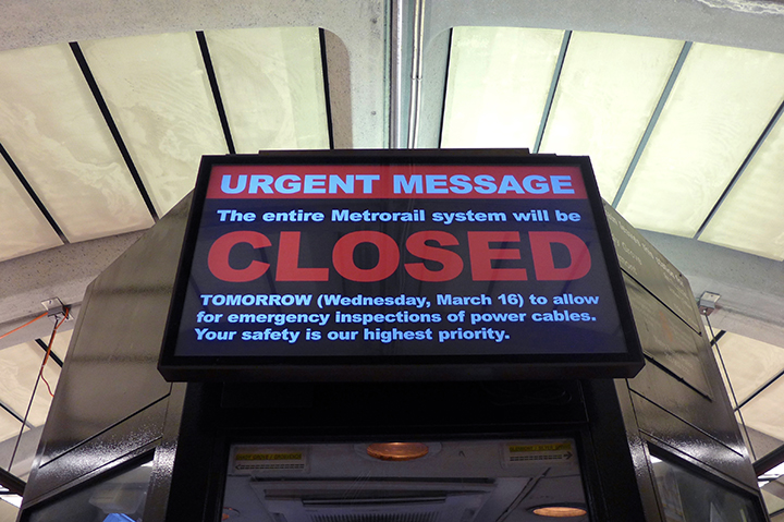 metro closed