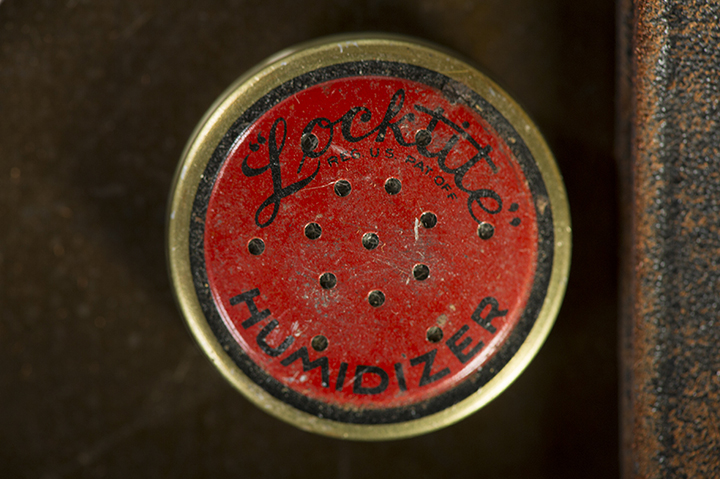 Willard Suitcases ©2013 Jon Crispin