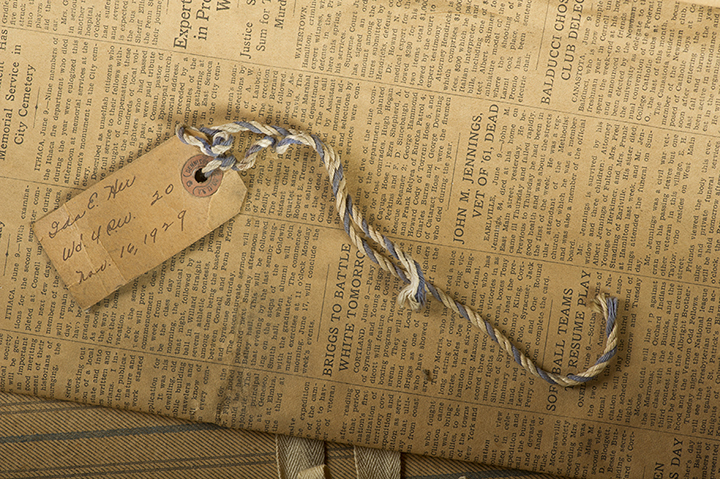 Willard Suitcases
©2012 Jon Crispin
ALL RIGHTS RESERVED